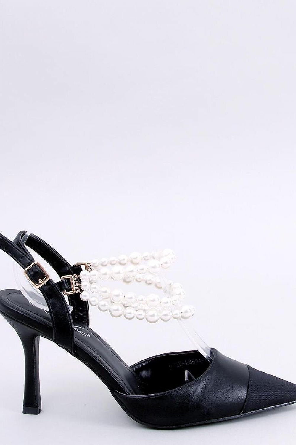 High heels model 195622