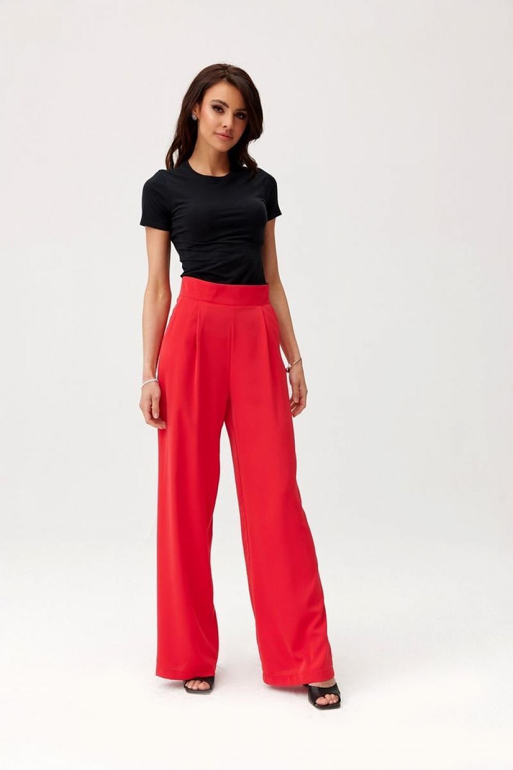 Women trousers model 195910