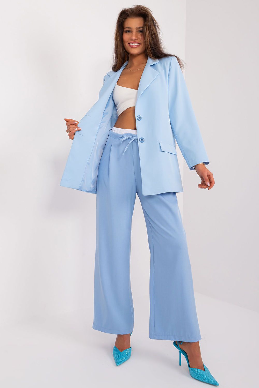 Women trousers model 196175