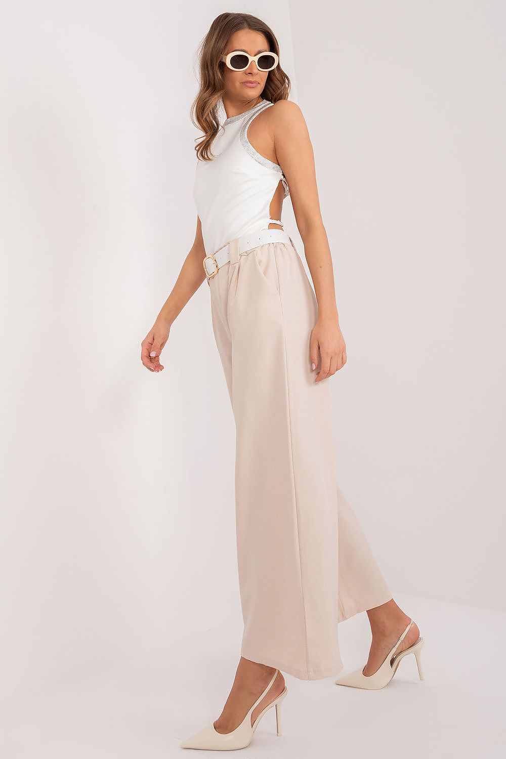 Women trousers model 196220