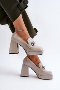 Heeled low shoes model 196315