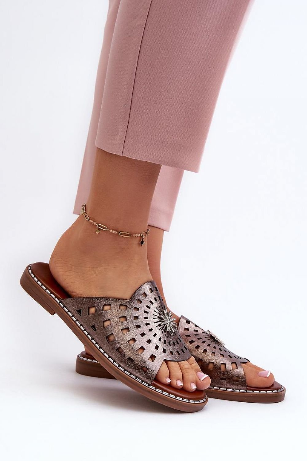 Flip-flops model 196423