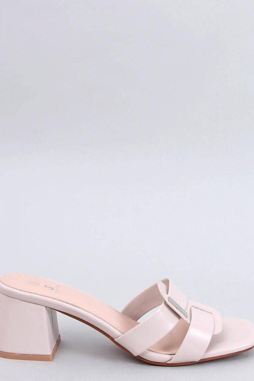Flip-flops model 196521