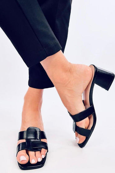 Flip-flops model 196522
