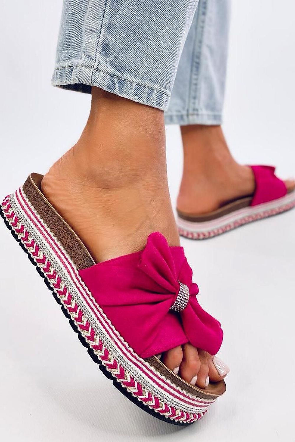 Flip-flops model 196539