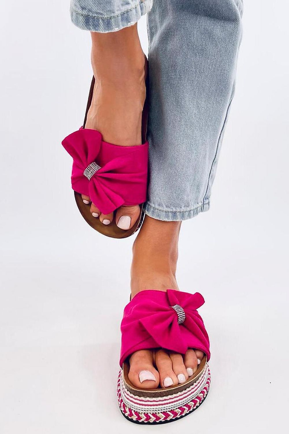 Flip-flops model 196539