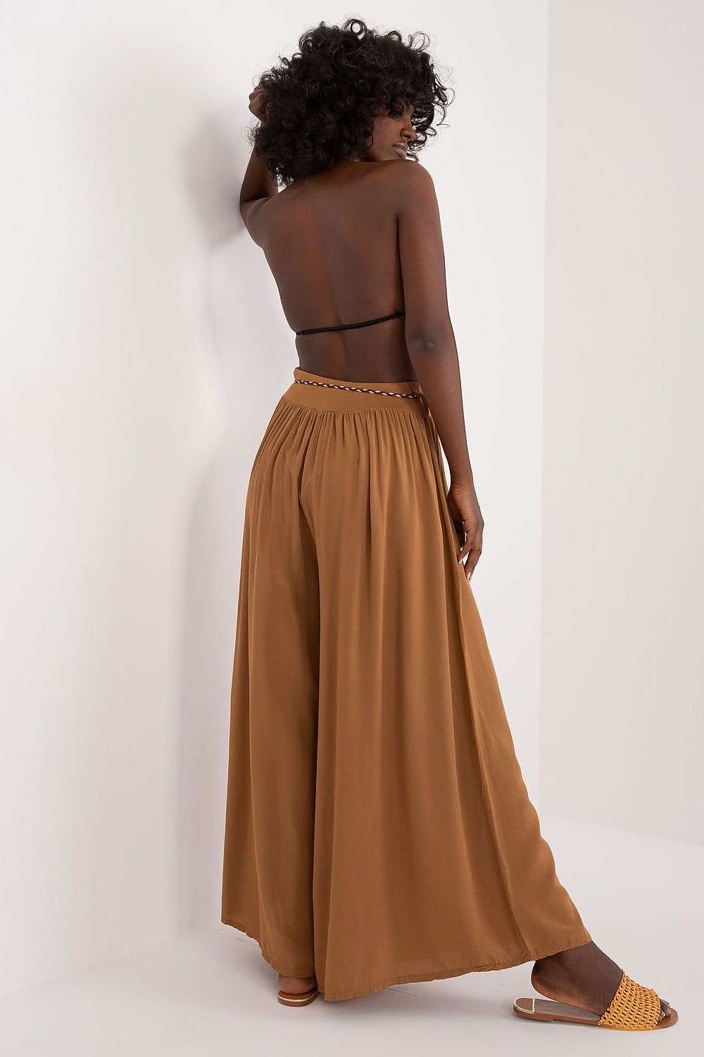 Women trousers model 196766