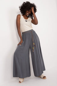 Women trousers model 196767
