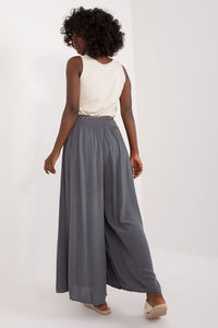 Women trousers model 196767