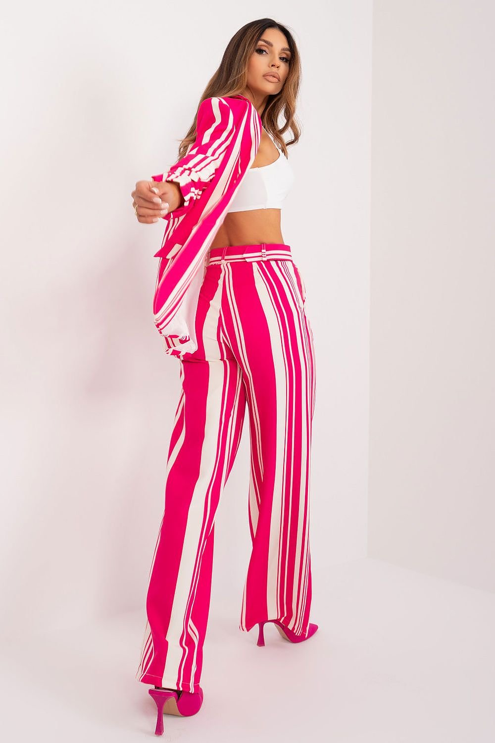 Women trousers model 197042