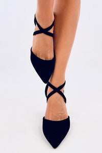 Czółenka ze skrzyżnymi paskami THOISS BLACK -