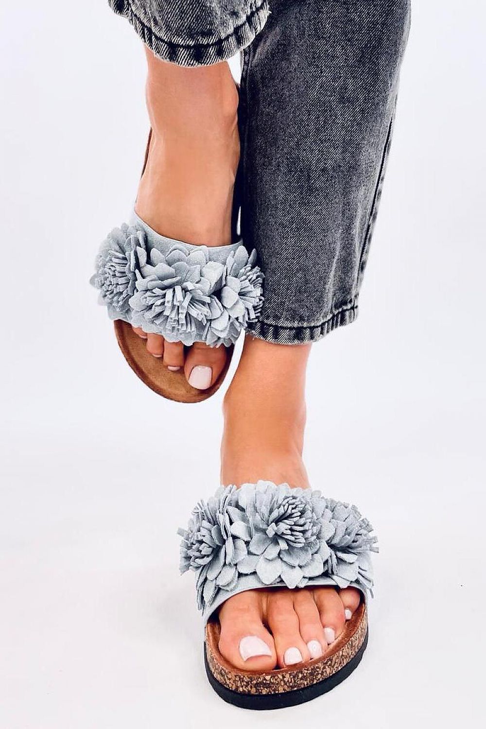 Flip-flops model 197331