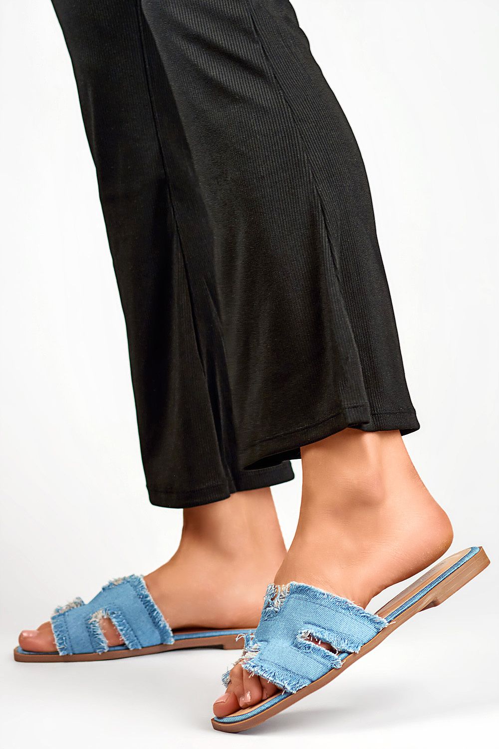 Flip-flops model 197971