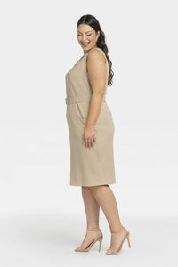 Plus size dress model 198157