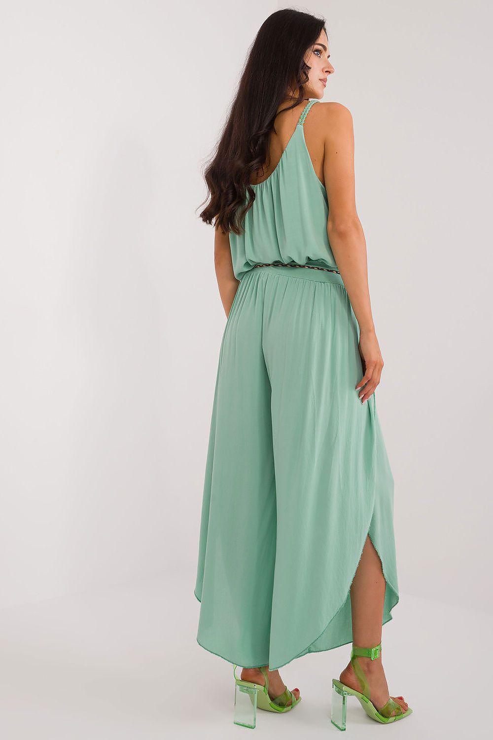 Women trousers model 198375