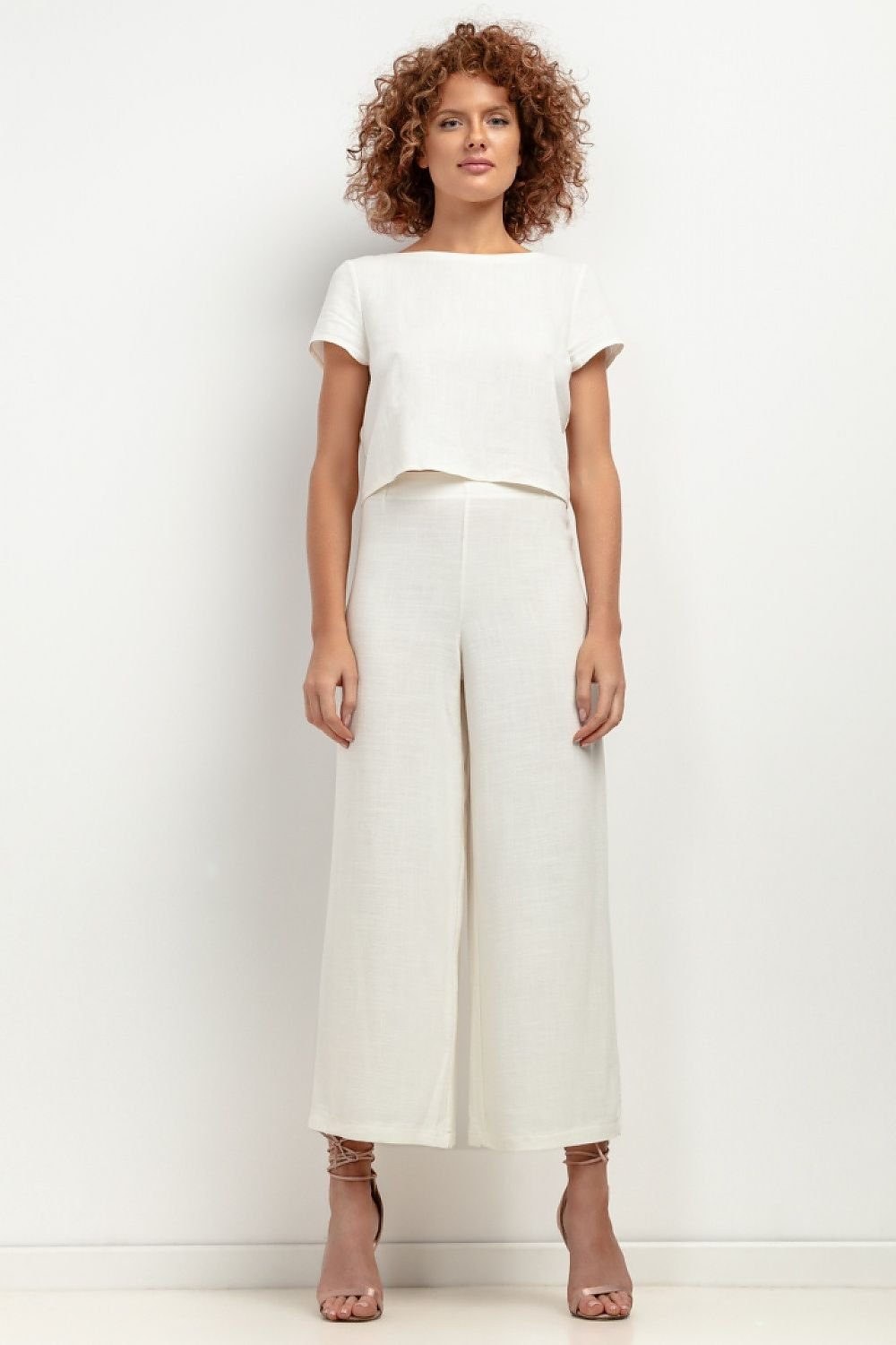 Women trousers model 198546