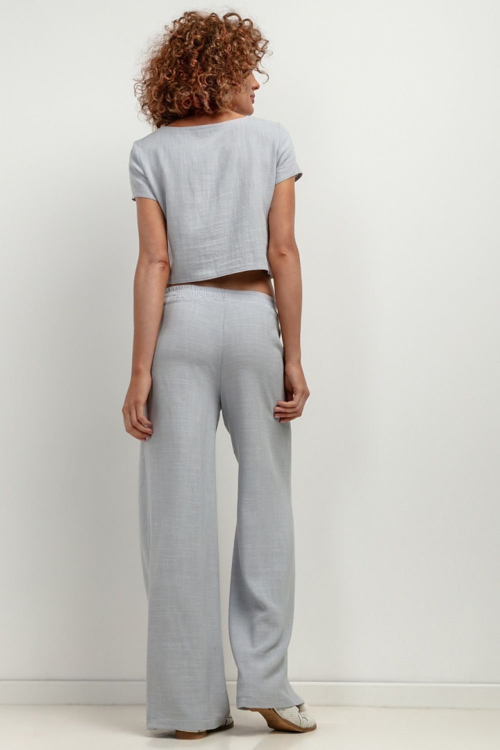 Women trousers model 198552