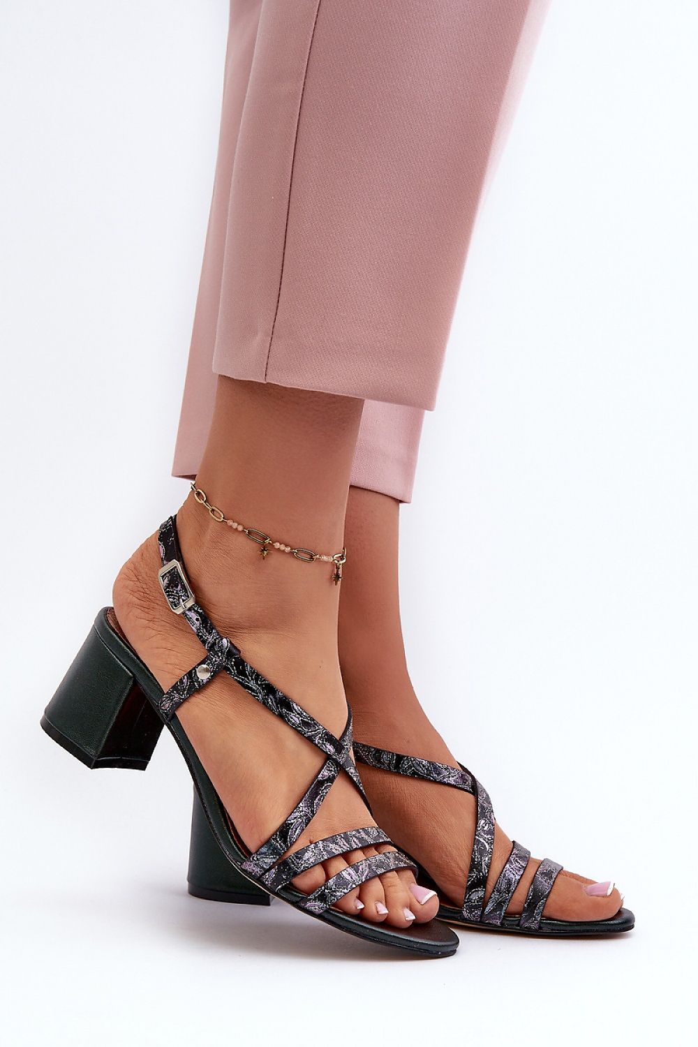 Heel sandals Step in style - Lojahub