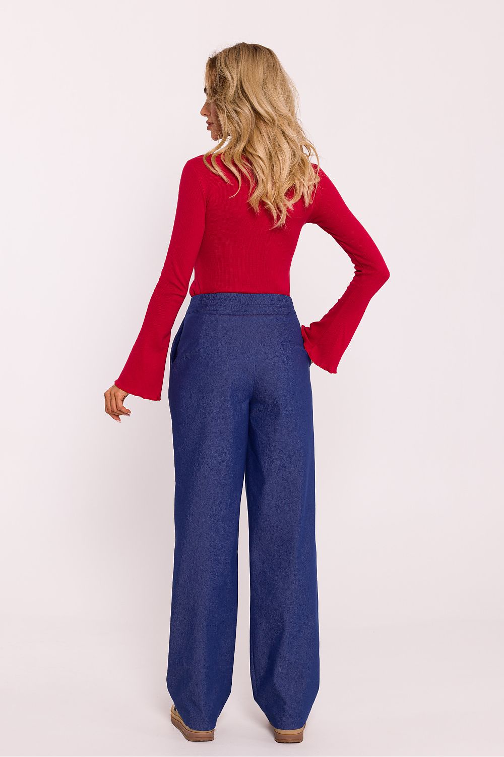 Trousers model 199680