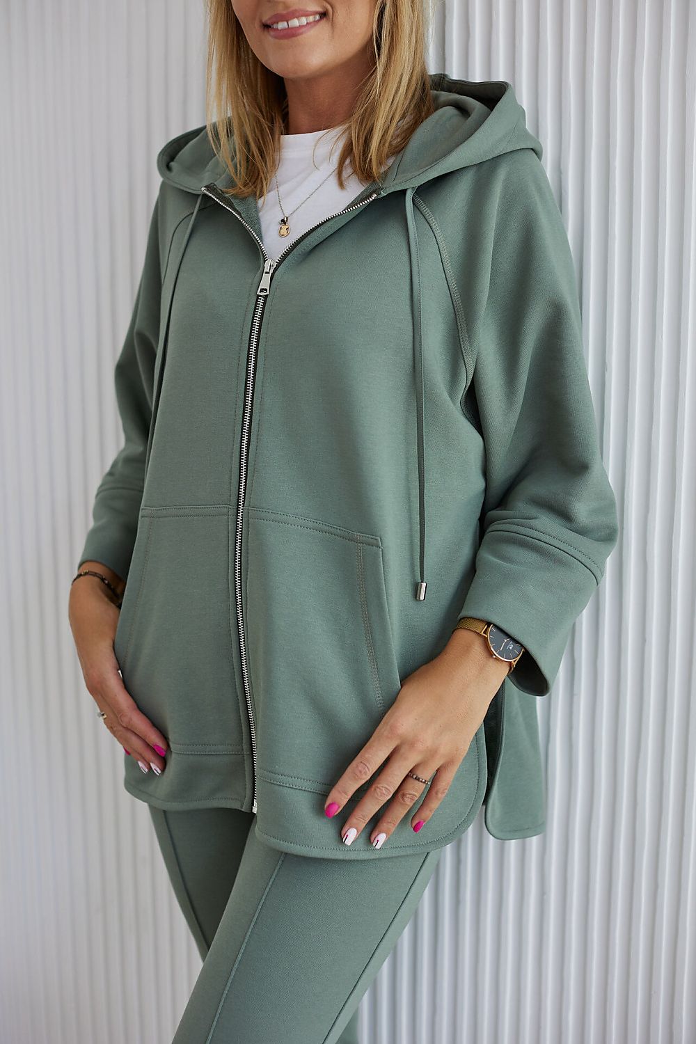 Sweatshirt model 199926