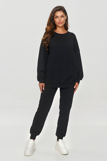 Sweatshirt model 200128