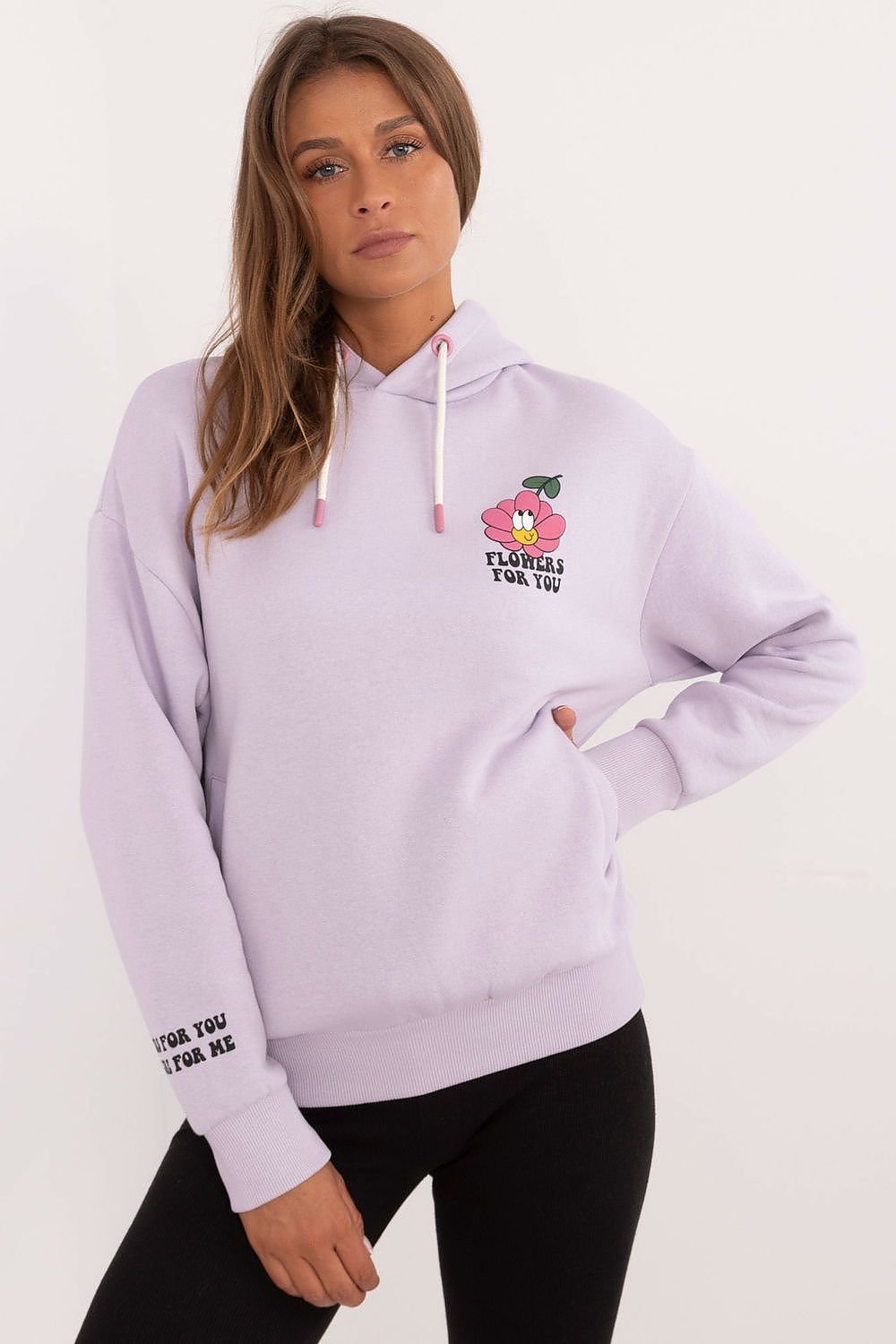 Sweatshirt model 200431