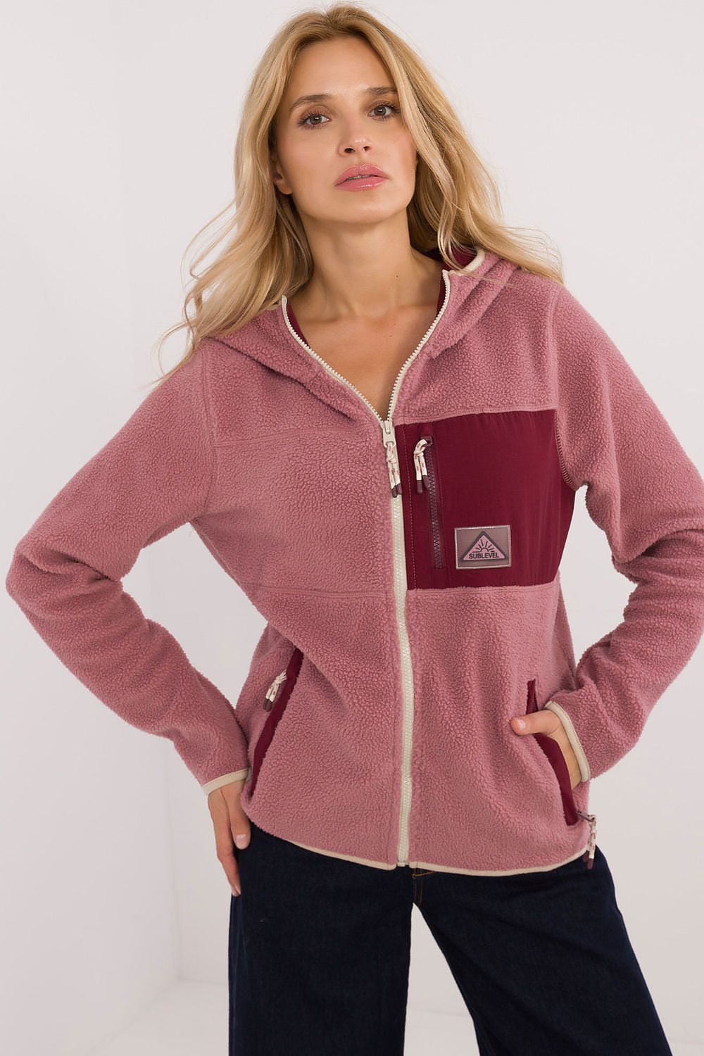 Sweatshirt model 200436