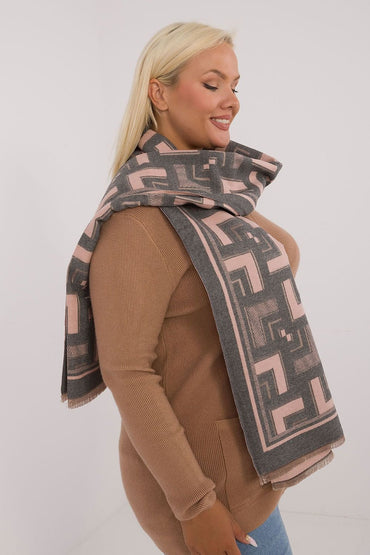 Shawl model 200540
