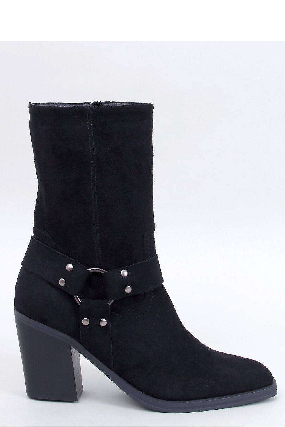 Heel boots model 200625