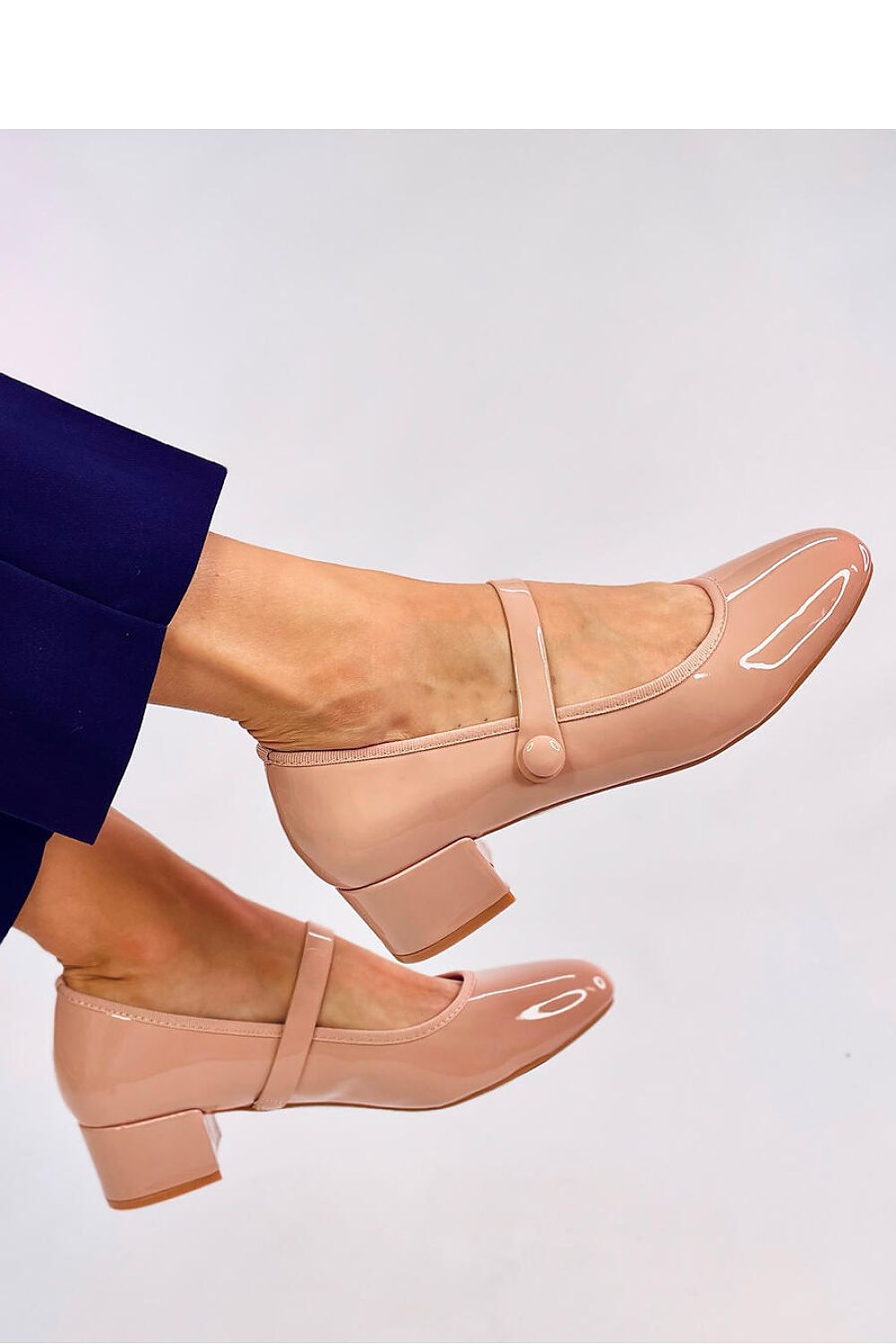 Heel pumps model 200666