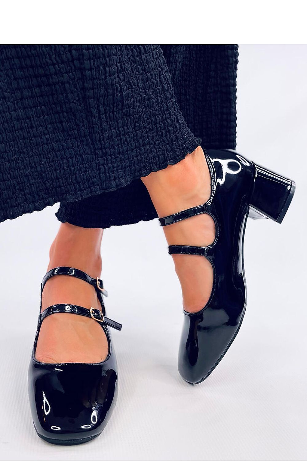 Heel pumps model 200675