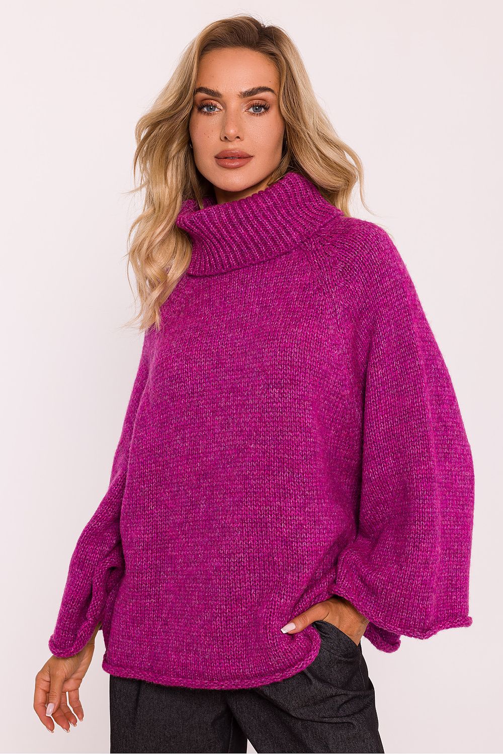 Turtleneck model 200916