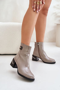 Heel boots model 201017