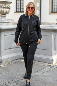 Sweatshirt model 201133