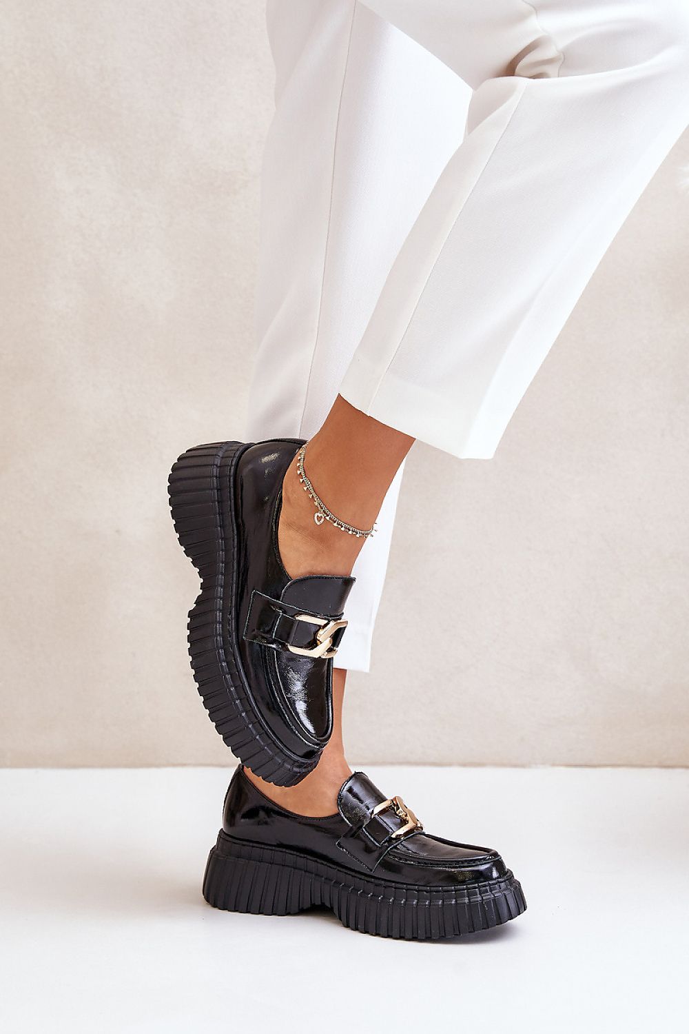 Low Shoes model 201139