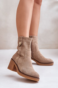 Heel boots model 201168