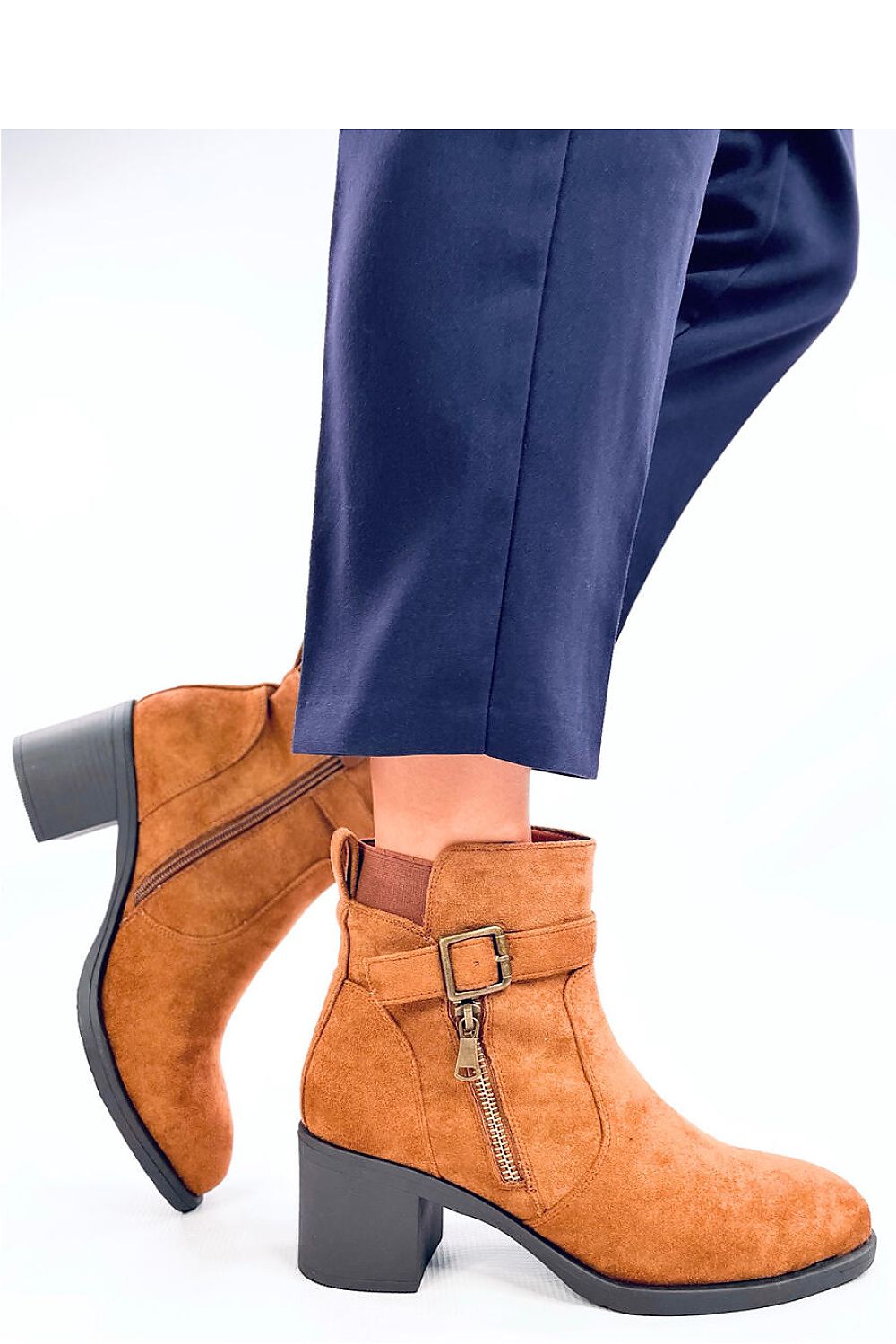 Heel boots model 201386