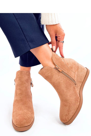 Buskin boots model 201400