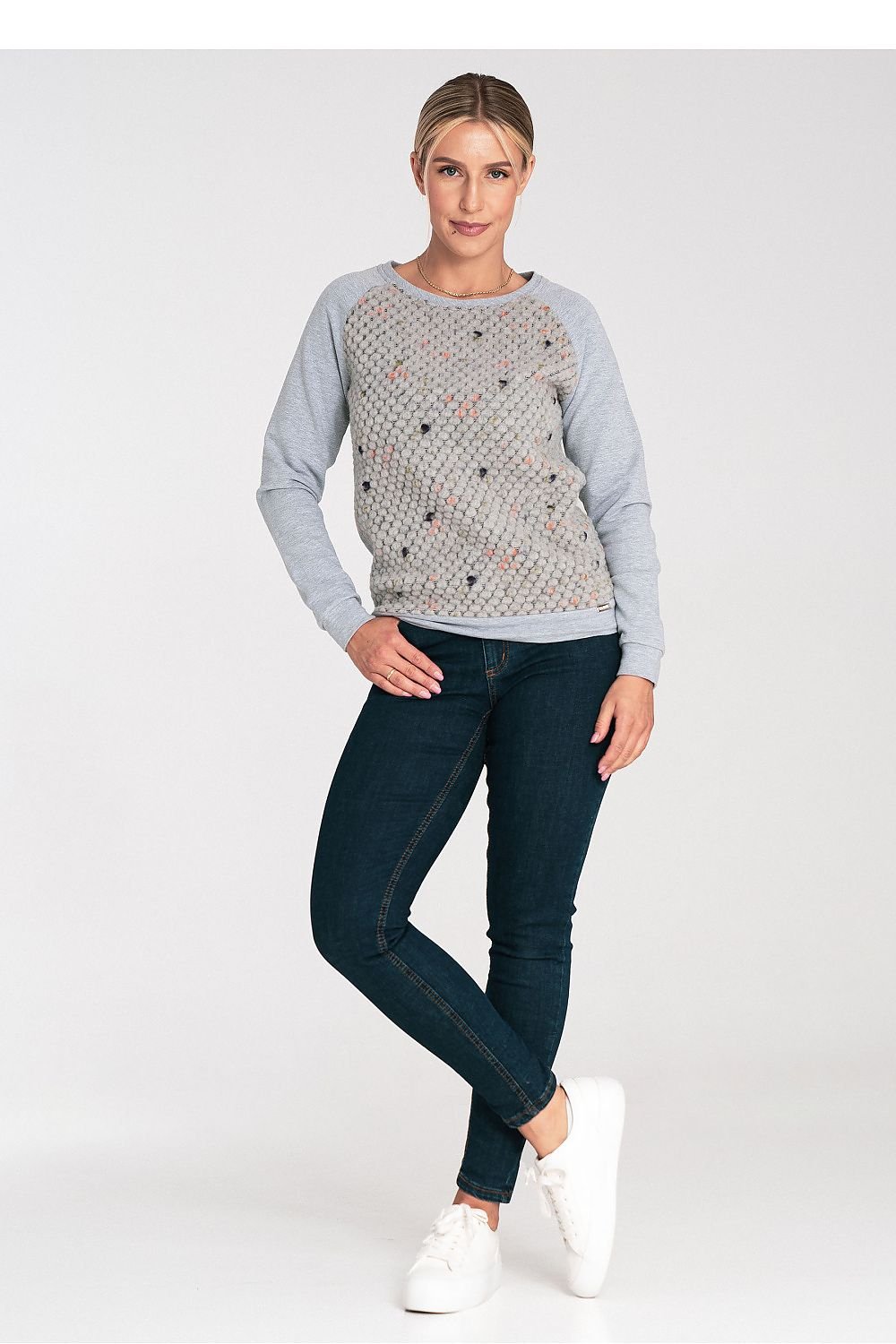 Sweatshirt model 201456