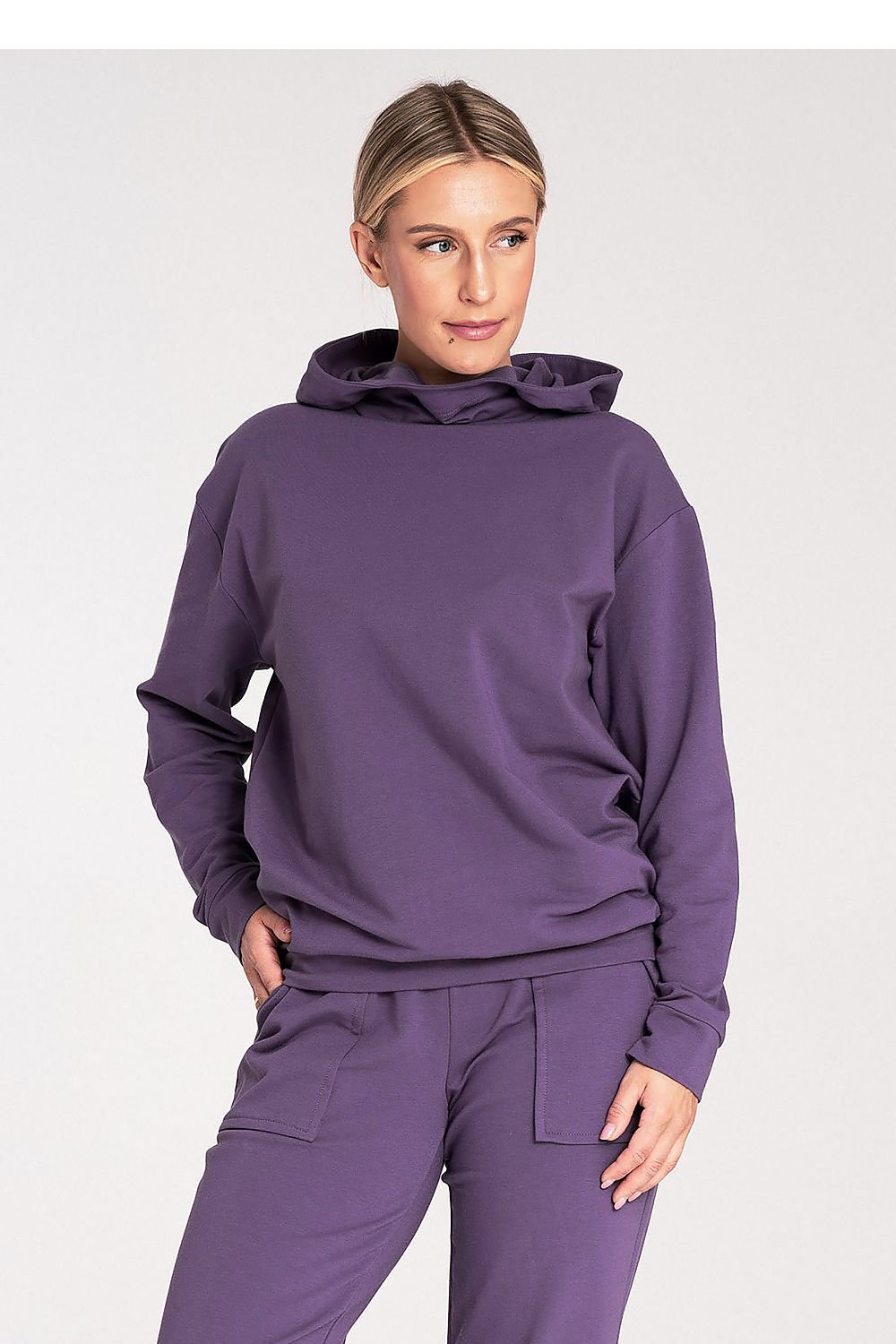 Sweatshirt model 201483