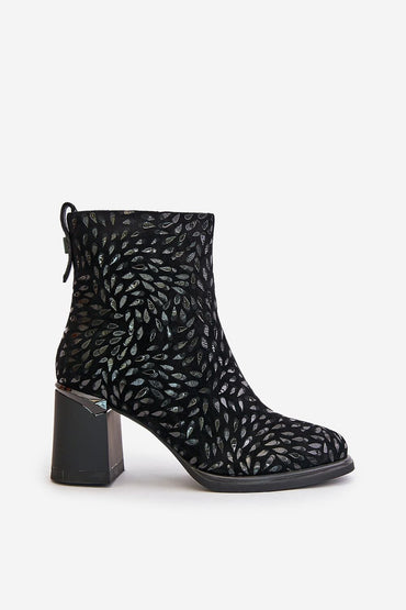 Heel boots model 201527