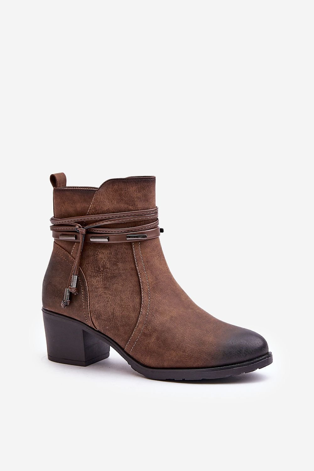Heel boots model 201545