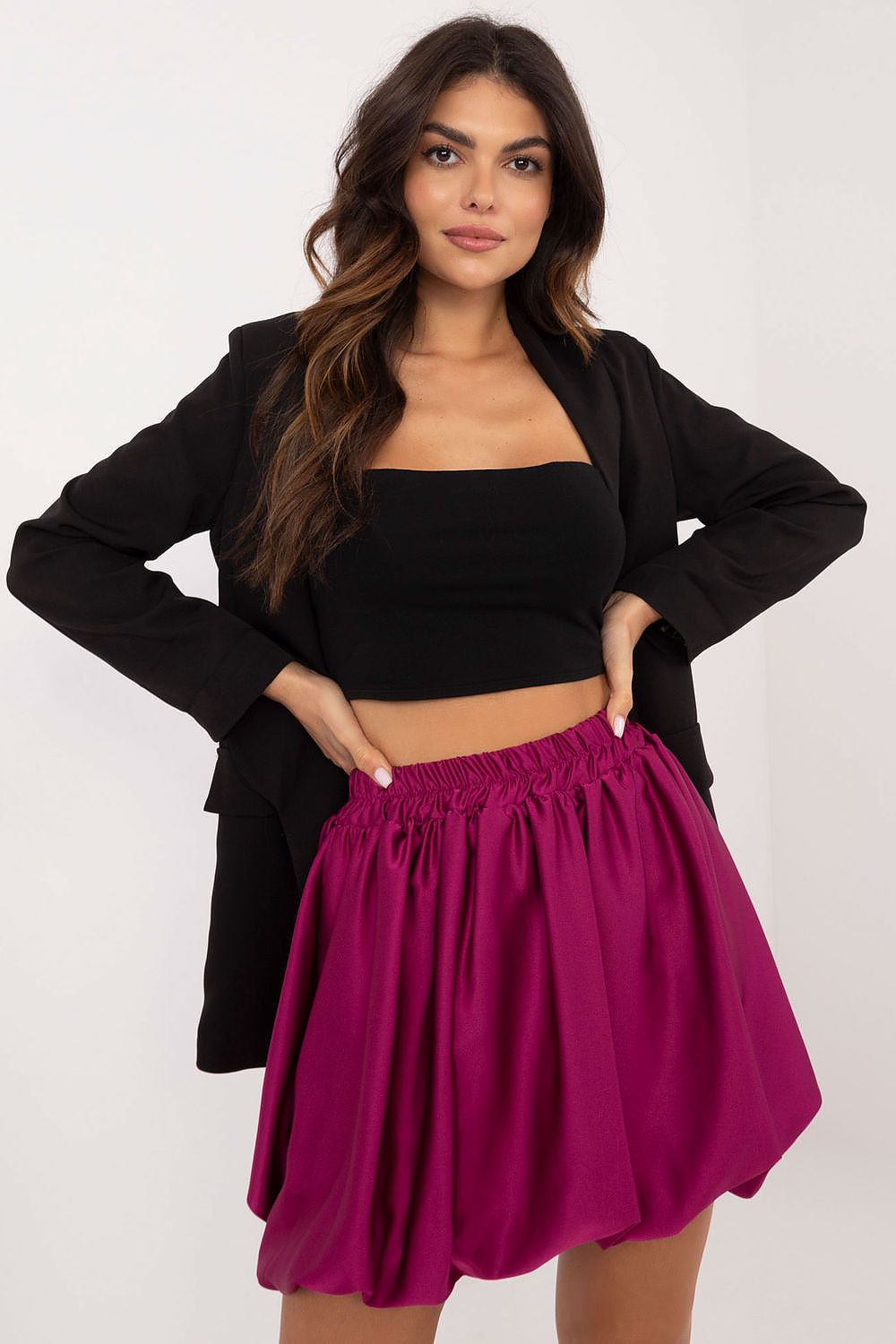 Short skirt model 201782