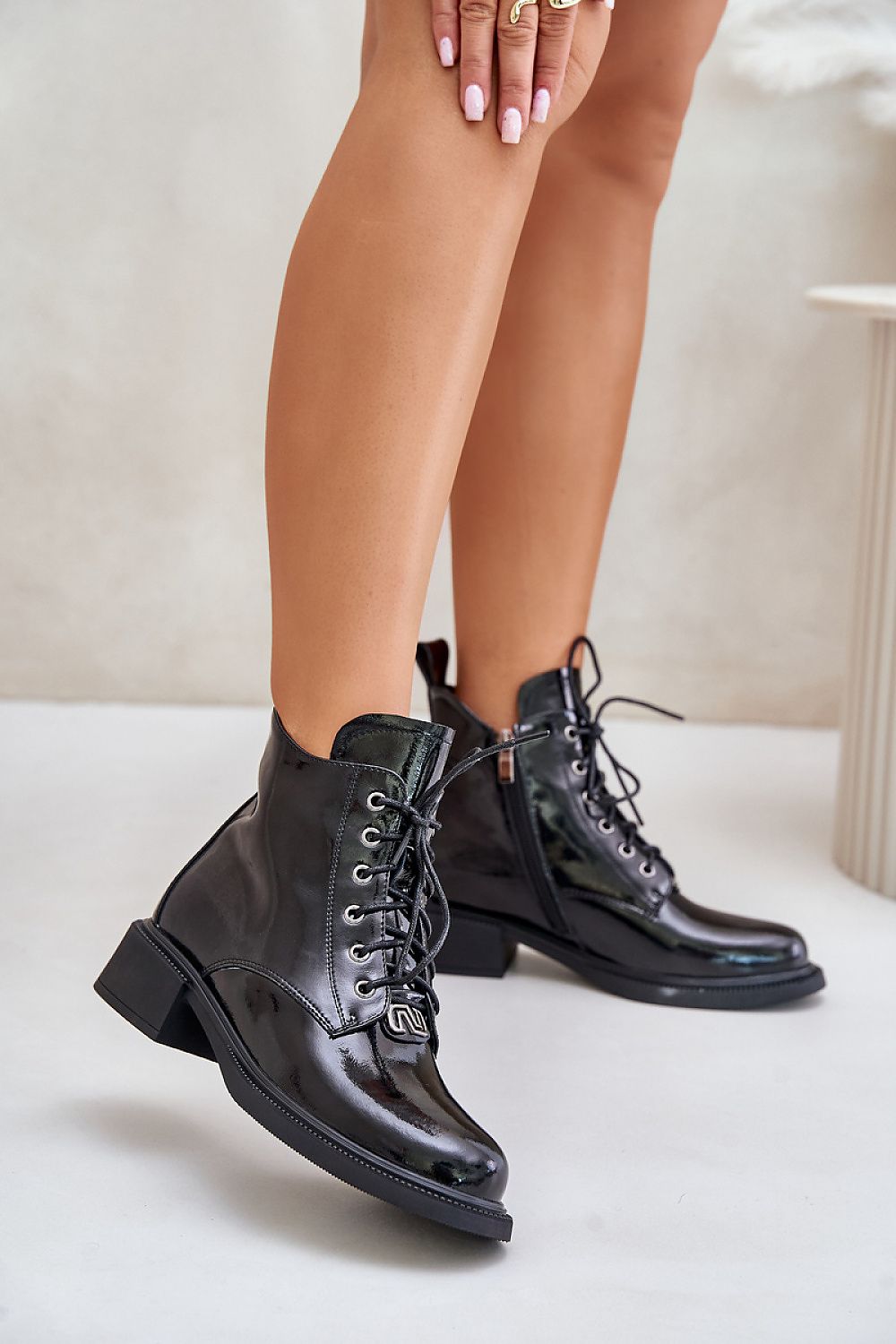 Boots model 201877