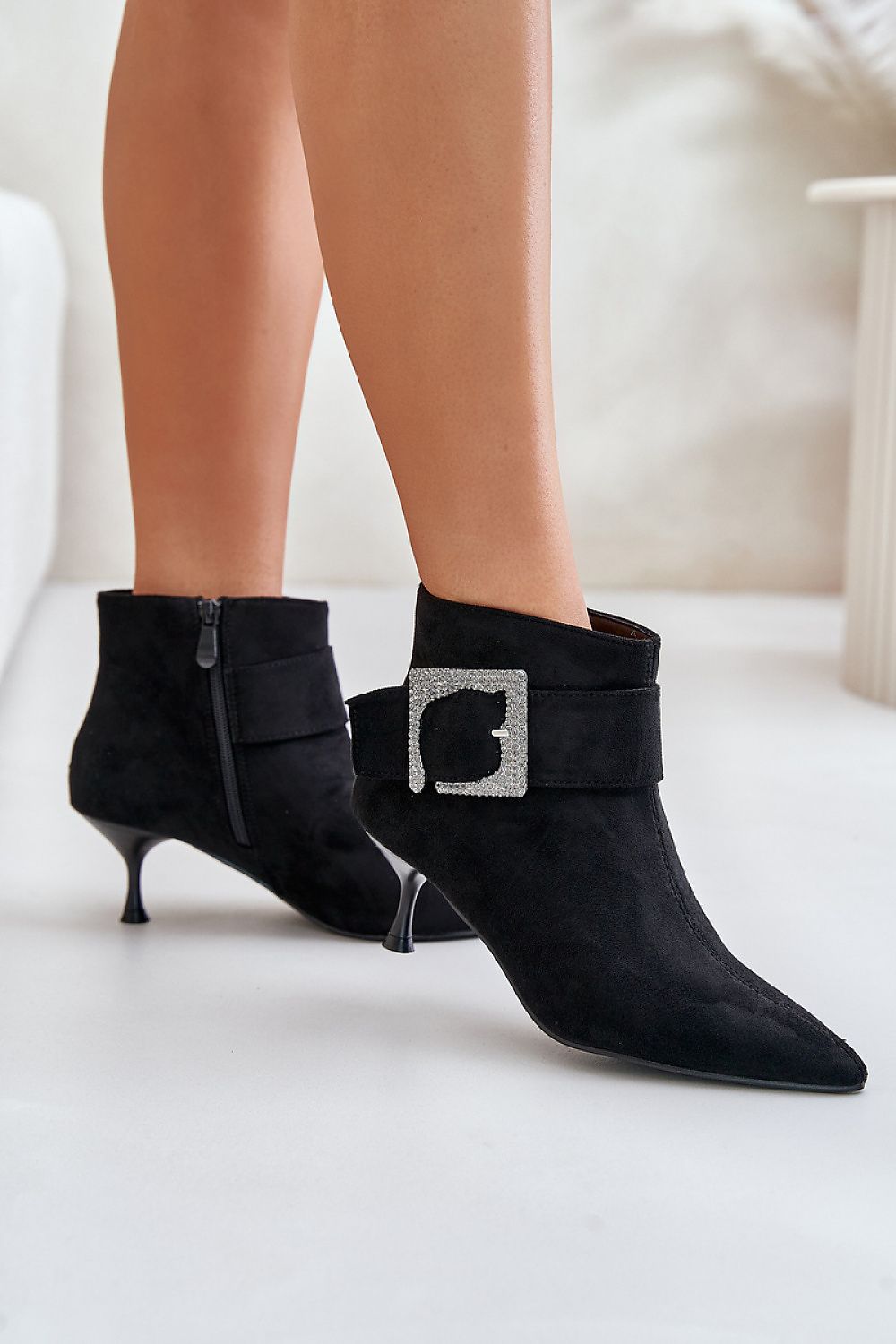 Heel boots model 201890