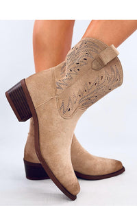 Heel boots model 202143