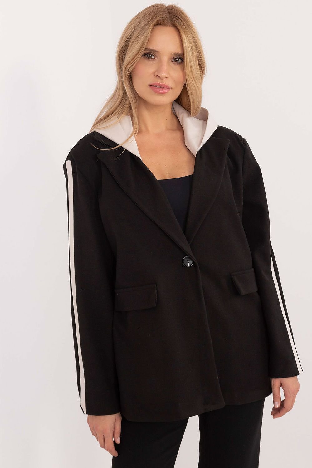 Jacket model 202406