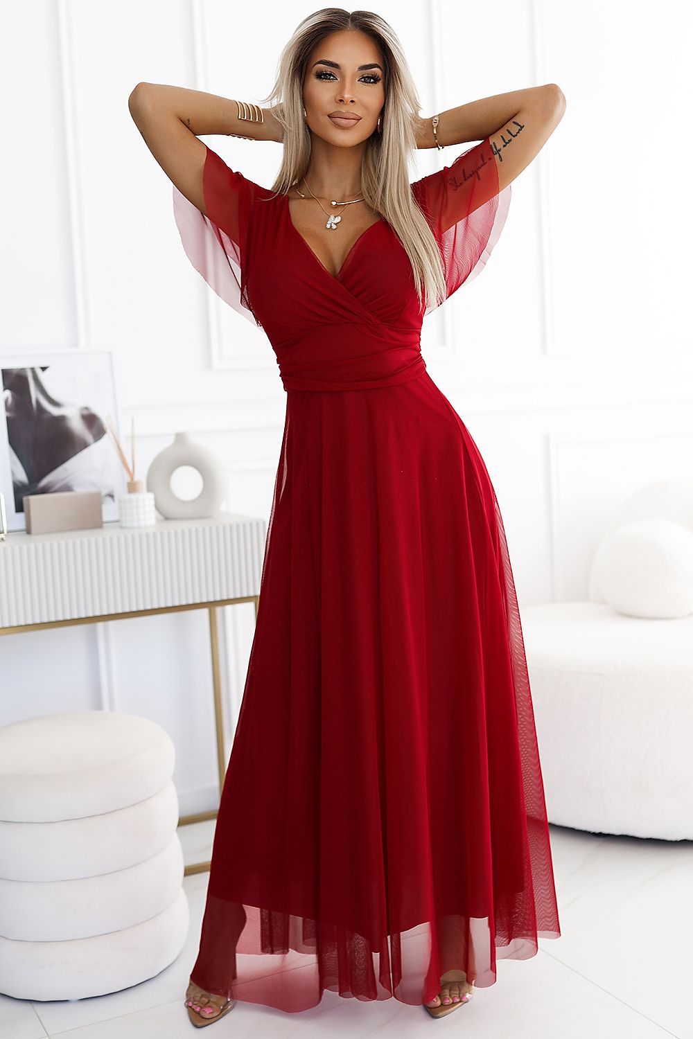 Long dress model 202448