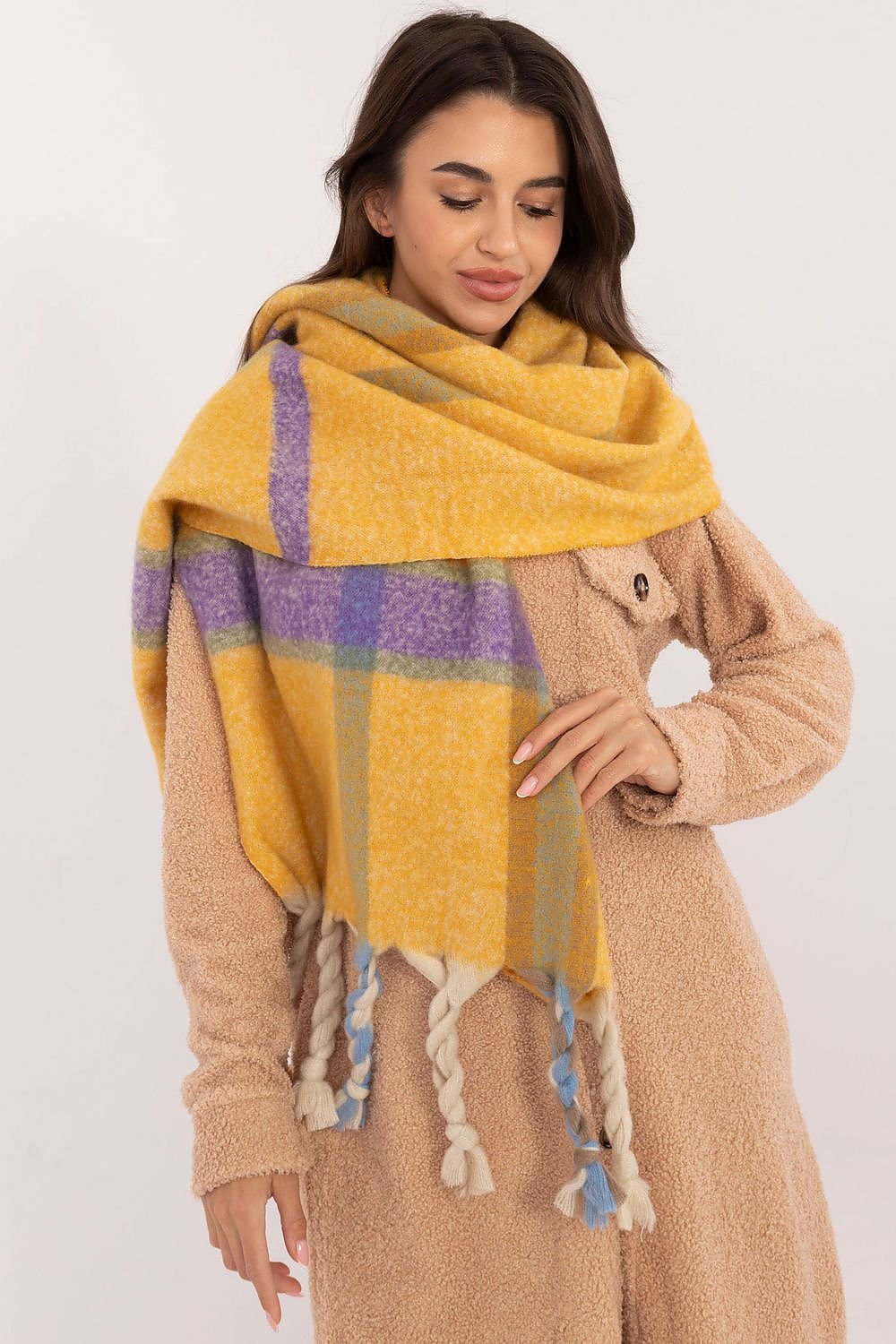 Shawl model 202574