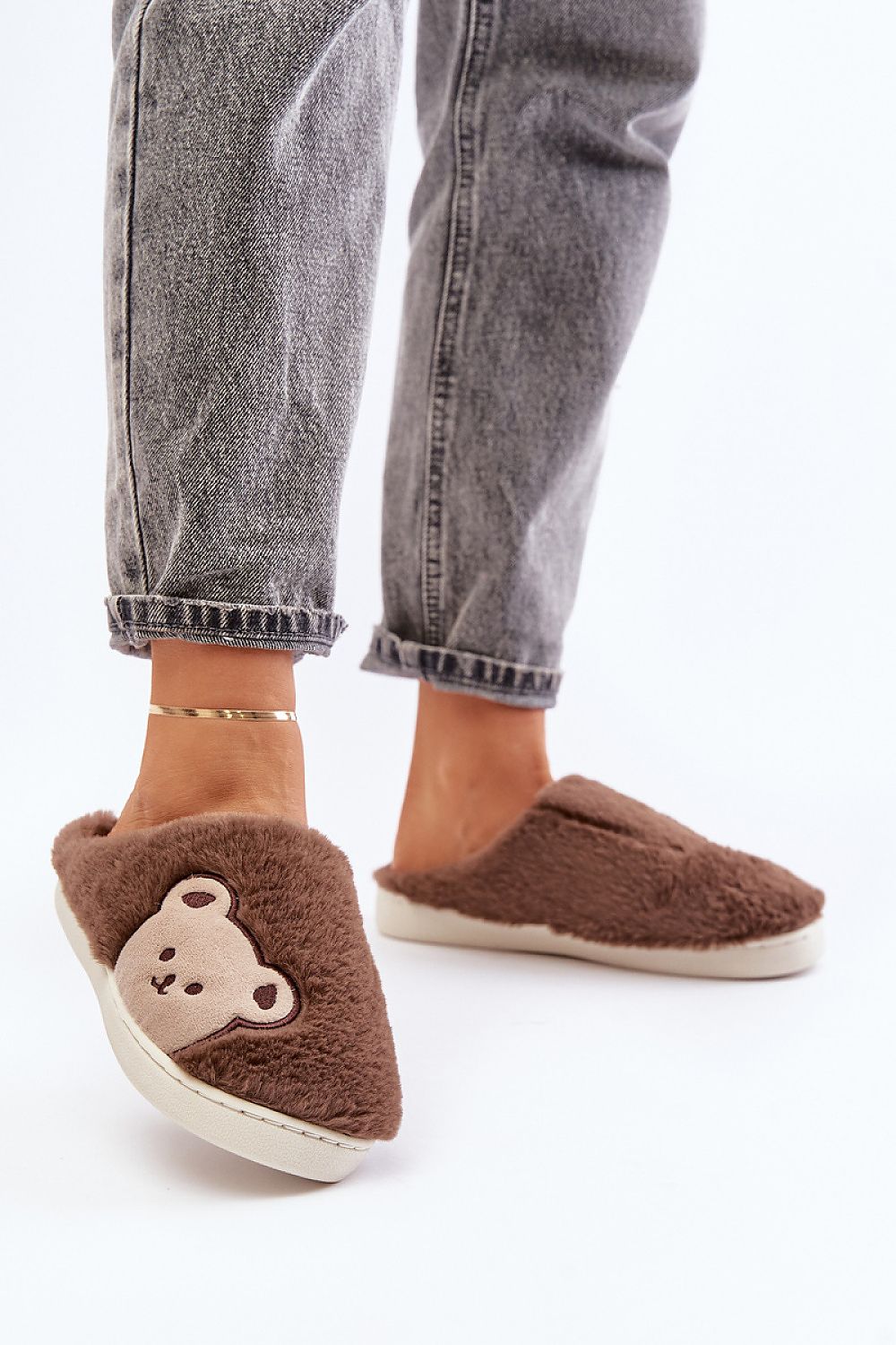 Slippers model 202653